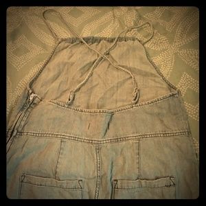 Thin denim overalls medium wash. Wide leg, fitted